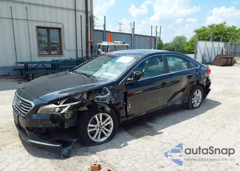 2016 Hyundai Sonata Se z USA, uszkodzony, nr VIN 5NPE24AF4GH268976